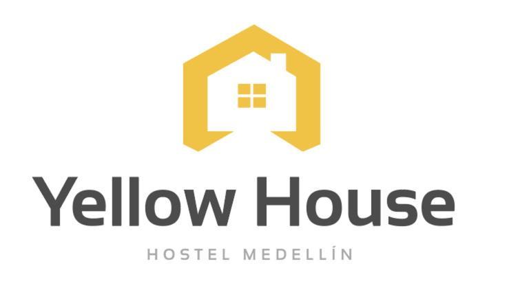 Yellow House Hostel メデジン エクステリア 写真
